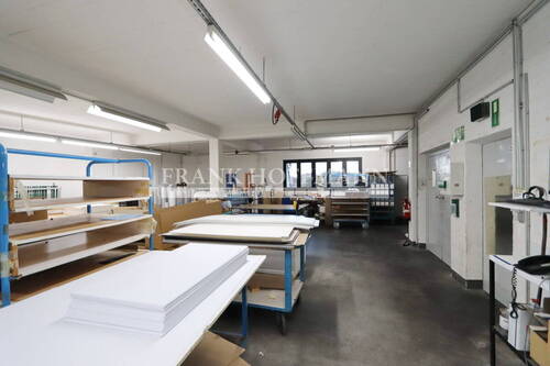 V9321 Produktion 2 2.OG Halle - 