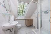 Bad in Dachgeschoss - 