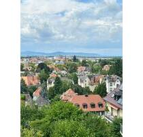 Exklusive 2-Zimmer-Eigentumswohnung mit Panoramablick über Freiburg - Freiburg im Breisgau Herdern