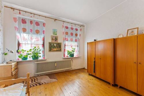 Zimmer - Mehrfamilienhaus, Wohnhaus mit 161,00 m² in Nordenham zum Kaufen