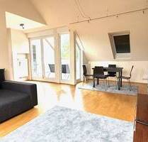 Traumwohnung für den Single! 2 Zimmer DG Wohnung mit Terrasse - Heusenstamm