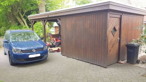 Stellplatz mit Schuppen.jpg - 