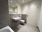 Bad mit Wanne - 