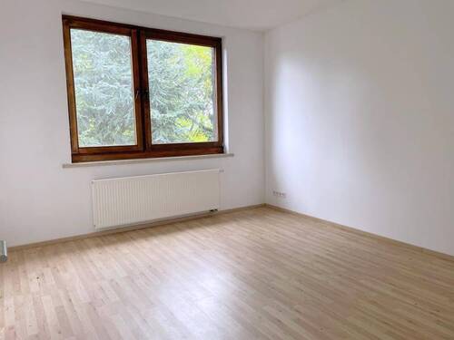 Schlafzimmer 1 - 3 Zimmer Etagenwohnung in Alpenrod