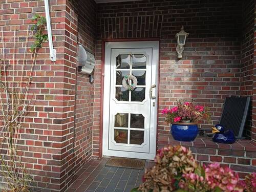 Eingang - Einfamilienhaus mit 151,00 m² in Bockhorn zum Kaufen