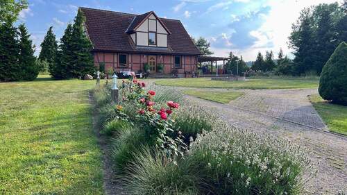 BILD4 - Einfamilienhaus mit 200,00 m&sup2; in Krakow am See zum Kaufen