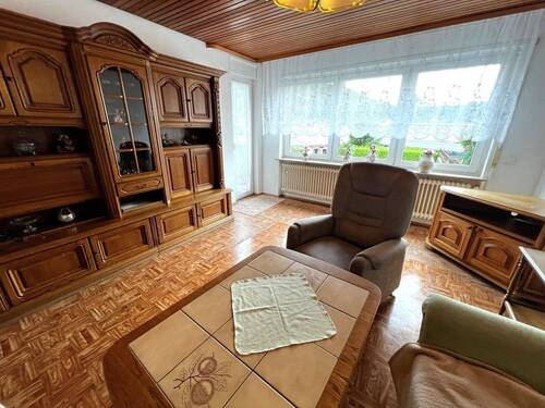 Wohnzimmer - Mehrfamilienhaus, Wohnhaus mit 182,80 m² in Kaiserslautern zum Kaufen