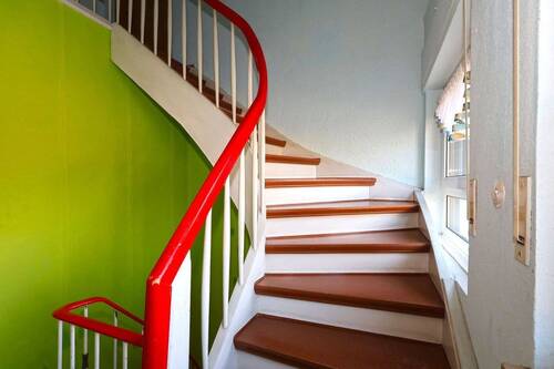 Treppe zum Dachboden - 