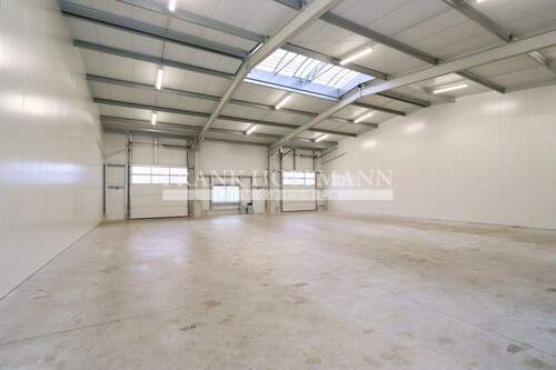 M2496-1 Lager 1.2 - Halle in Henstedt-Ulzburg zur Miete