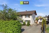 Luftaufnahme - Charmantes Einfamilienhaus mit Potenzial in Mochenwangen Wolpertswende