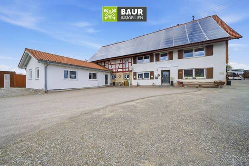Außen - Mehrfamilienhaus, Wohnhaus mit 550,00 m&sup2; in Bad Waldsee zum Kaufen