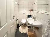 Gäste-WC - Etagenwohnung mit 97,20 m² in Leipzig zum Kaufen