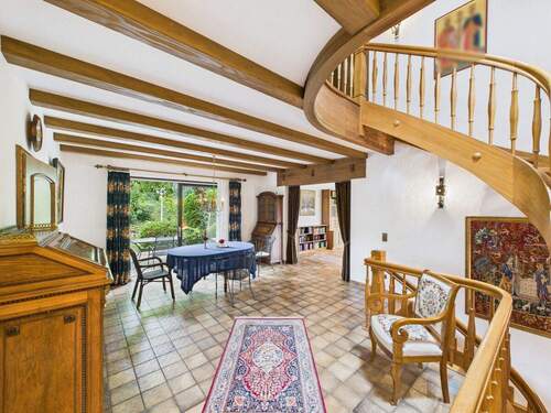 Wohnbereich EG - 9 Zimmer Einfamilienhaus zum Kaufen in Wertheim