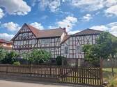 Straßenansicht - SpahlThüringen - 2 Familienhauses in Massivbauweise mit denkmalgeschütztem Altbau