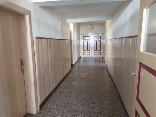 Zugang Saal und Toiletten - 