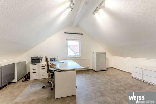 Büro im OG - 