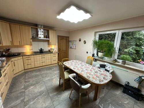 tempImagefpmSDg.jpg - 