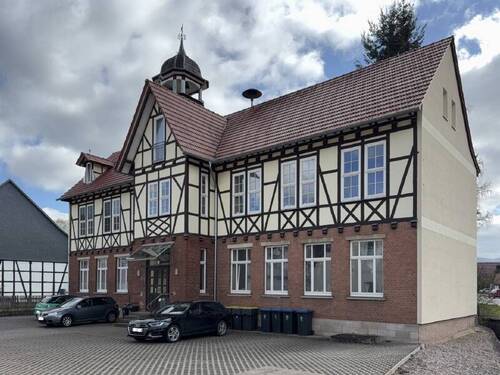 Ansicht Hauptgebäude - Mehrfamilienhaus, Wohnhaus zum Kaufen in Wutha-Farnroda