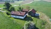Landwirtschaftliches Anwesen in Alleinlage - 