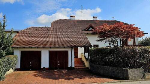 Westseite - 6 Zimmer Einfamilienhaus zum Kaufen in Gangkofen