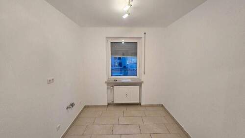 Küche - Etagenwohnung mit 60,00 m² in Neutraubling zur Miete