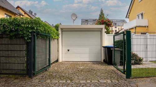 Garage - 