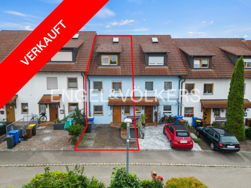 Bild 1 - VERKAUFT - Reihenhaus in familienfreundlicher Lage von Reichenau-Lindenbühl