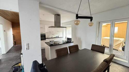 4092.jpg - 6 Zimmer Mehrfamilienhaus, Wohnhaus in Freudenburg