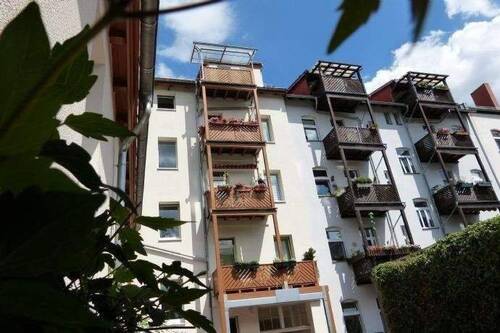 Bild 2 - kleine 2 Zimmerwohnung_BALKON - 400,00&nbsp;EUR Kaltmiete, ca.&nbsp; 51,00&nbsp;m&sup2;&nbsp;Wohnfl&auml;che