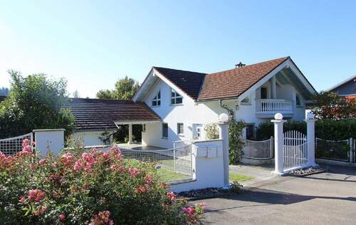 Bild1 - Elegantes Haus mit zwei Wohnungen in ruhiger Lage