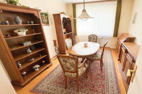 weit. Zimmer - Etagenwohnung mit 83,00 m&sup2; in Baden-Baden zum Kaufen