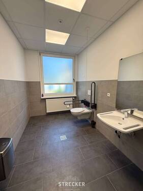 Behindertengerechtes WC - 