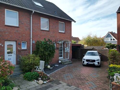 Hausansicht - 8 Zimmer Reihenendhaus zum Kaufen in Cuxhaven / Döse