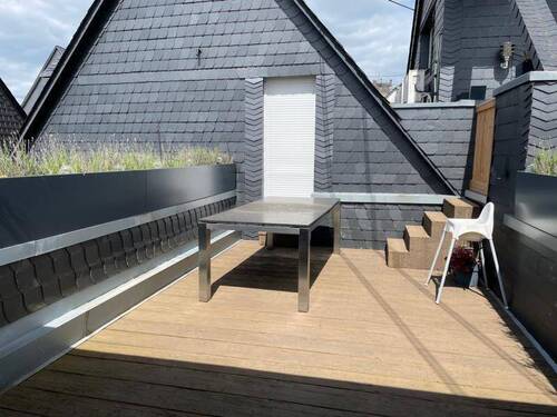 Dachterrasse - Exklusives Einfamilienhaus mit Balkon in Hachenburg