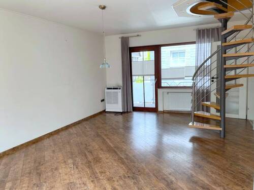 Wohnzimmer Ansicht 2 - 3 Zimmer Etagenwohnung in Hachenburg