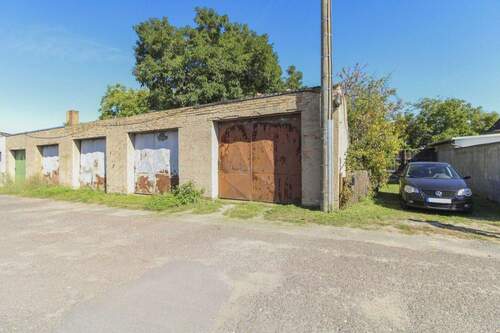 Garage - 