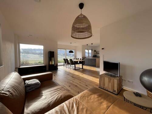 Wohnzimmer und Esszimmer - 