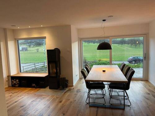 Esszimmer mit Sitzfenster - 