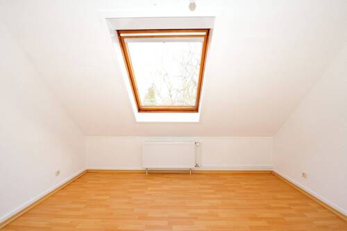 Wohn_DG_Zi 1 (Dachfenster) - 