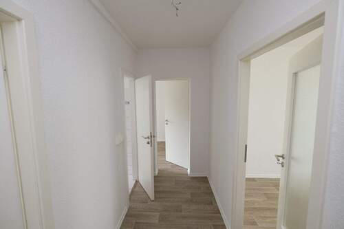 Beispiel Flur - 3 Zimmer Etagenwohnung in Freiberg