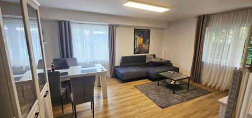 Wohnzimmer - Neuwertige 3-Zimmer-Wohnung, möbliert und komplett ausgestattet in Freiburg-Opfingen