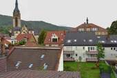 Aussicht auf Kirchturm - 8 Zimmer Mehrfamilienhaus, Wohnhaus zum Kaufen in Heidelberg