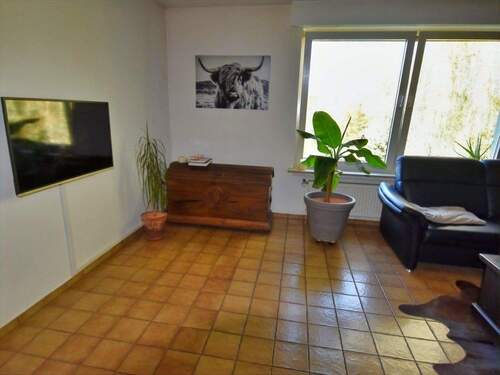 Wohnzimmer - 5 Zimmer Einfamilienhaus zum Kaufen in Arnsberg