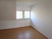 Kinder- oder Arbeitszimmer - 