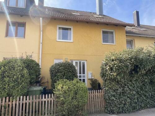 Bild 2 - 5 Zimmer Reihenmittelhaus zum Kaufen in Ansbach