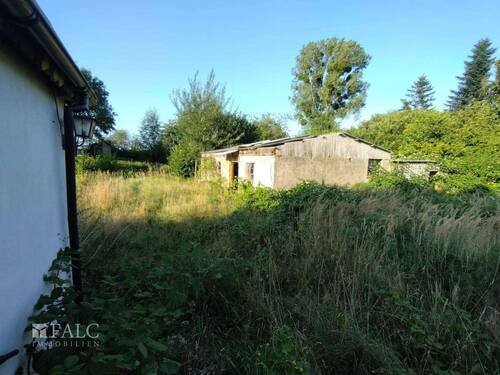 Garten mit Schuppen - 
