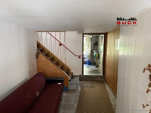 Flur EG - 8 Zimmer Einfamilienhaus in Geislingen an der Steige