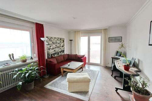 Wohnzimmer (1) - 2 Zimmer Etagenwohnung in Hamburg