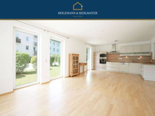 Titelfoto - Einziehen, aufblühen, geniessen: Sonniges 2-Zimmer-Wohnglück im Grünen