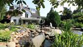 Bild 1 - ***Haus mit zwei Wohneinheiten, großem Garten, Teich und vielen Extras***